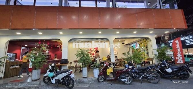 Phục Vụ - Lương 24k - 30k