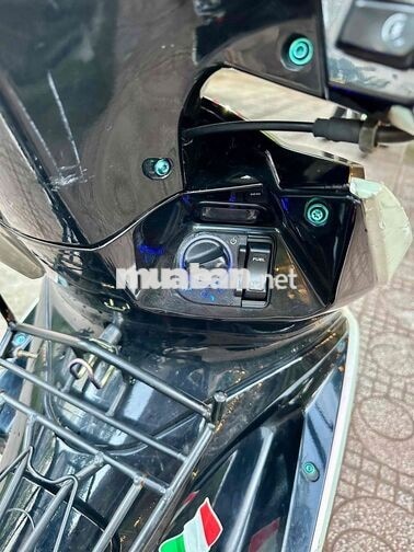 Honda Air Blade 2015 Trắng đen Smartkey
