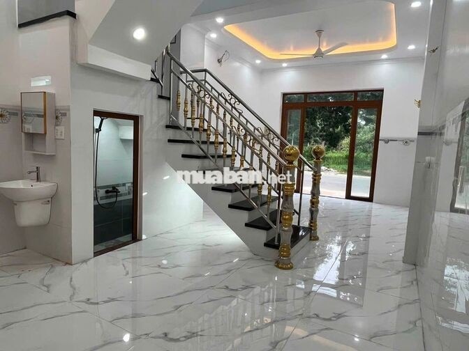 Cho thuê nhà nguyên căn góc 2 mặt tiền  14A & 23A1 (Long An cũ).