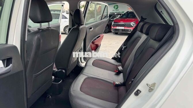 Hyundai Grand i10 Hatchback 1.2 MT bản đủ 2020