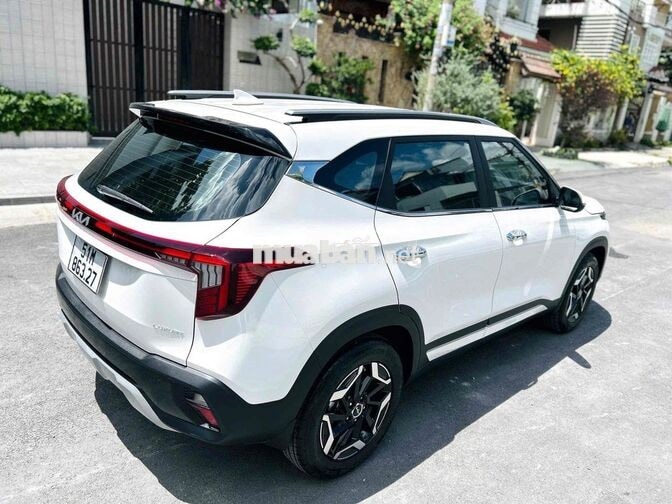 KIA Seltos 1.5 Luxury 2026 - 4k km - Sơn zin 100%