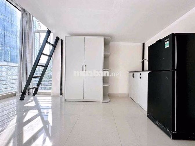 CĂN HỘ CÓ GÁC RỘNG 30M2, CỬA SỔ TRỜI LỚN NGAY ĐBP-GẦN UEF, UTH, HUTECH