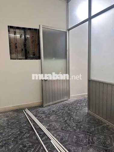NHÀ MT QUANG TRUNG P10 5.5X10 TRỆT LẦU