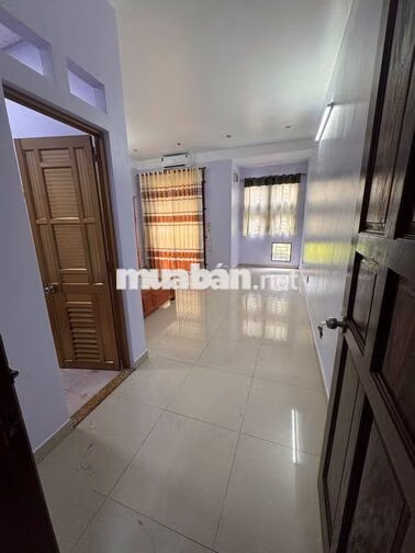 Cho thuê nhà nguyên căn 3 tầng, KDC Tân Đức, Đức Hòa, Long An
