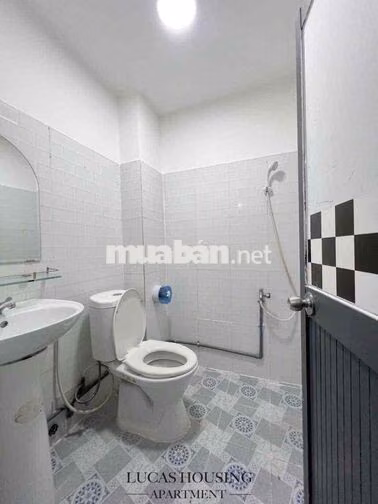 CĂN HỘ CÓ GÁC RỘNG 30M2, CỬA SỔ TRỜI LỚN NGAY ĐBP-GẦN UEF, UTH, HUTECH