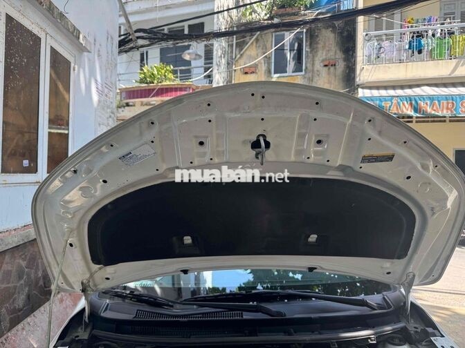 Toyota Vios E CVT 2025 Trắng 63000 km
