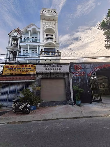 Bán Nhà 4x22m.5 Tầng Lầu có Thang Máy Mặt Tiền Đường TA21.Thới An.Q12