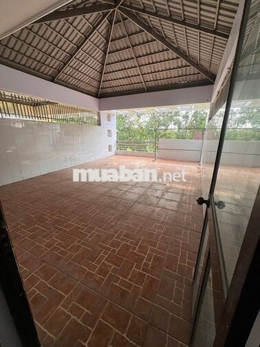 Cho thuê nhà nguyên căn 3 tầng, KDC Tân Đức, Đức Hòa, Long An