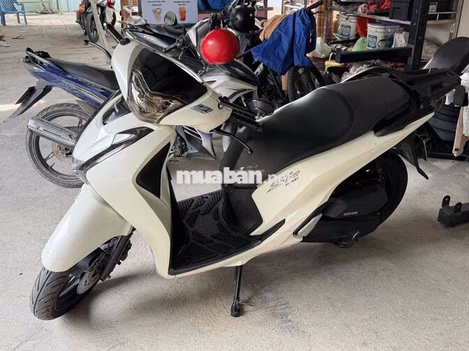 Honda SH 150i ABS Trắng