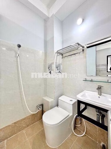 PHÒNG BAN CÔNG FULL NỘI THẤT - GẦN UFM PHÚ MỸ HƯNG CẦU PHÚ MỸ NTT KCX