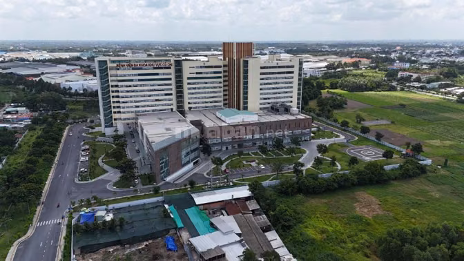 Bán gấp 120m2 thổ cư, Cạnh KCN Tây Bắc, SHR, 1 tỷ 250 (TL)