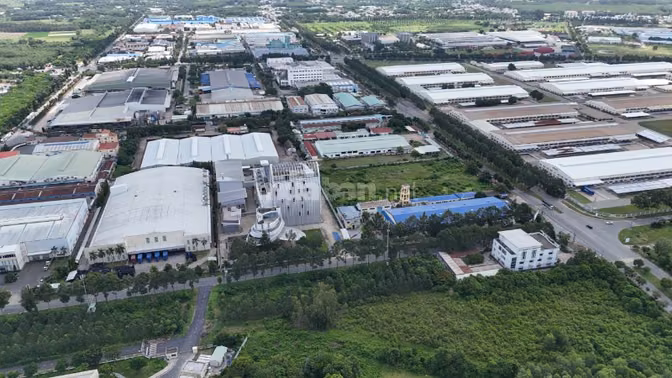 Bán gấp 120m2 thổ cư, Cạnh KCN Tây Bắc, SHR, 1 tỷ 250 (TL)