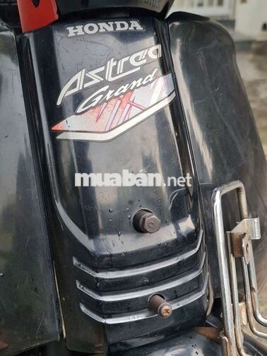 Honda Astrea Đen, Đỏ Số sàn