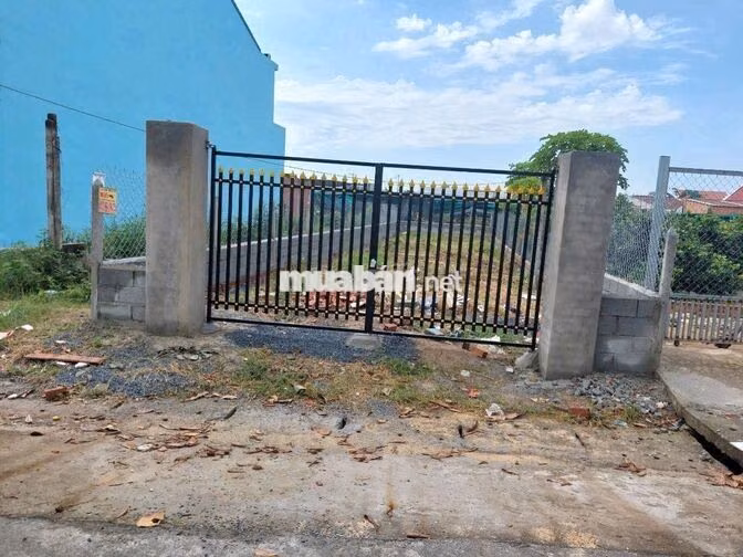 Hàng nóng 212m2 (6,5x32) xả lổ giá 620tr còn thương lượng