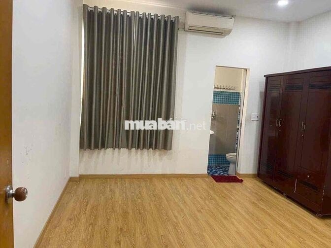 Nhà 1 trệt 1 lầu đường 11 Trường Thọ sẵn nội thất gần chợ Thủ Đức