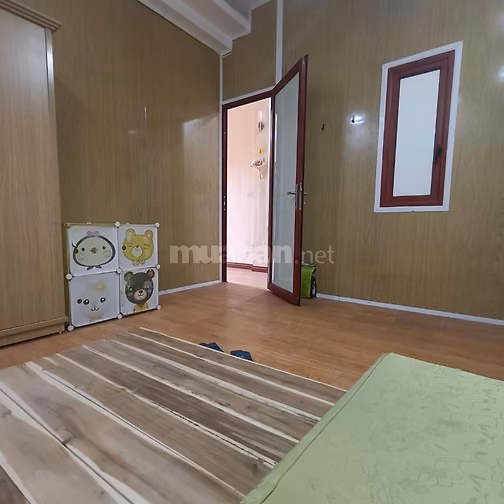 YÊN TĨNH, THOÁNG ĐÃNG VỚI KHÔNG GIAN TRỌ VEN HỒ ĐẦM HỒNG KHƯƠNG TRUNG,