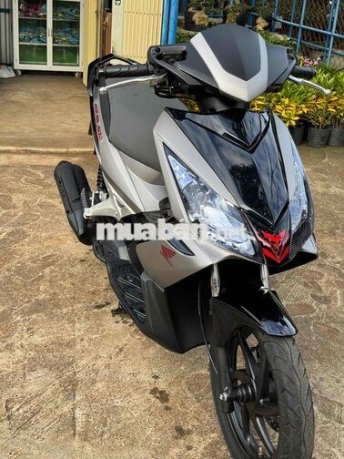 Honda Air Blade FI up thái xám đen chính chủ phố