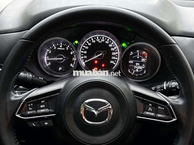 Mazda CX-5 5 chỗ Tự động màu Đỏ