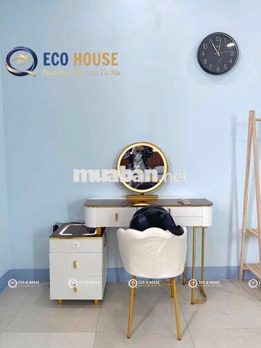 STUDIO RỘNG RÃI THOÁNG MÁT NGAY ĐẠI HỌC VĂN HIẾN VÀ CÔNG THƯƠNG