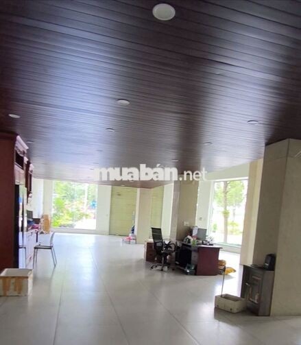 CHO THUÊ VĂN PHÒNG, MẶT BẰNG KINH DOANH 300m2 TẠI THÀNH PHỐ MỚI BD