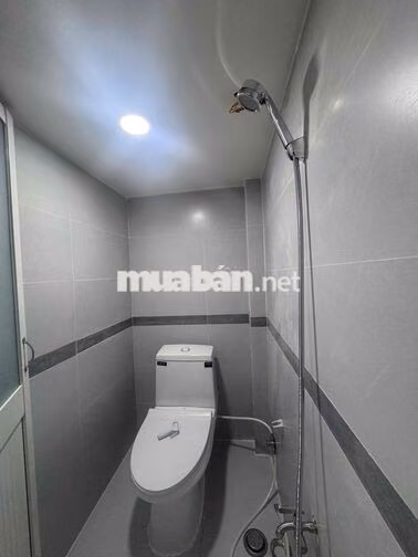 CHO THUÊ TOÀ CĂN HỘ NGAY  VÒNG XOAY BẾN CAM