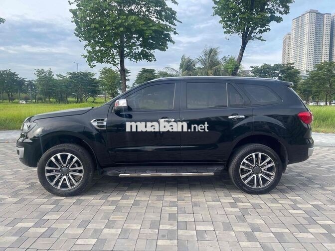 Ford Everest 2020 phom mới odo 55000 km