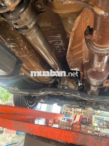 Toyota Innova 7 chỗ Bạc 2008 j