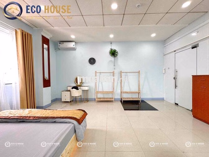 STUDIO RỘNG RÃI THOÁNG MÁT NGAY ĐẠI HỌC VĂN HIẾN VÀ CÔNG THƯƠNG