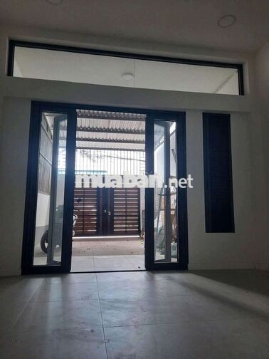 Nhà đg xe hơi,qlo cũ , hbphuoc,gần chợ,ngã tư bình phước 