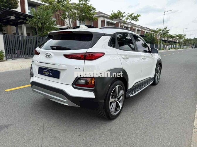 Hyundai Kona 1.6 Turbo 2021 Trắng Tự động 40000 km