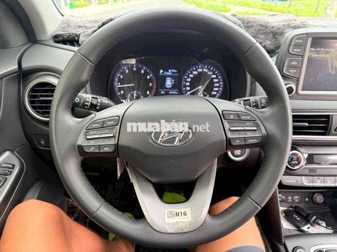 Hyundai Kona 1.6 Turbo 2021 Trắng Tự động 40000 km