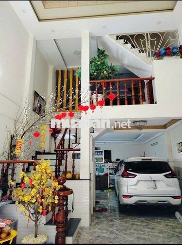 Cho Thuê Nhà 3 Lầu Mới Đẹp Hẻm Xe Hơi Phường Hiệp Thành Quận 12