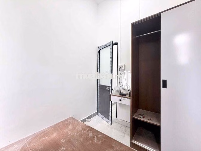 Căn Hộ 2pn ban công Full nội thất cao cấp khu vực: Bạch Đằng - Hồng Hà