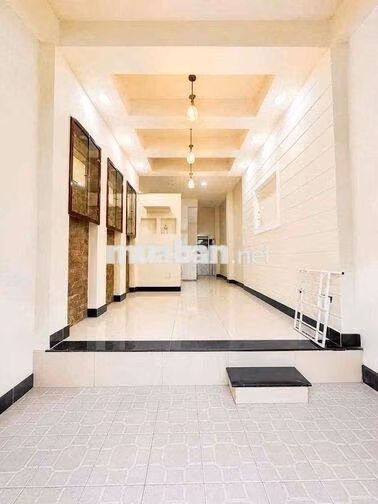Hàng hiếm quận 6, hẻm xe hơi đỗ cửa, cách 30m ra mặt tiền👍👍