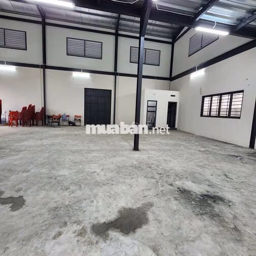 Cho thuê kho, xưởng Tên Lửa, 20 x 22m ( DTSD: 520m2 ), hẻm xe tải