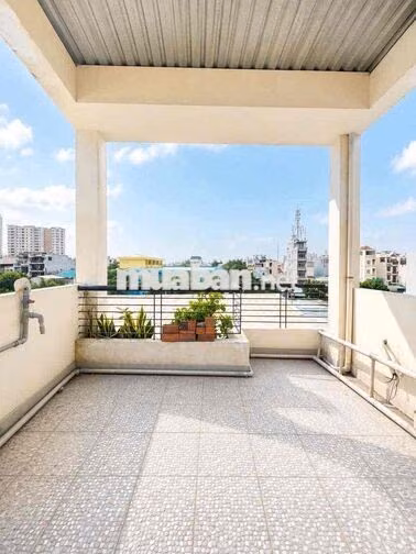 Hàng hiếm quận 6, hẻm xe hơi đỗ cửa, cách 30m ra mặt tiền👍👍