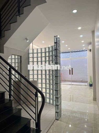 Nhà 1 Trệt 2 Lầu 4PN 4x20m Mặt Tiền Đường 20m KDC Nam Long Phú Thuận