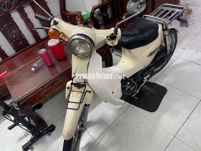Honda Super Cub 50 2016 Kem