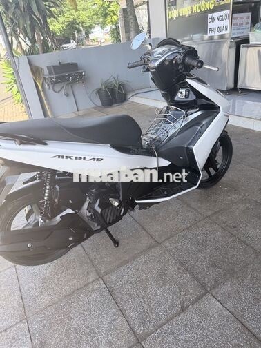 Honda Air Blade Trắng