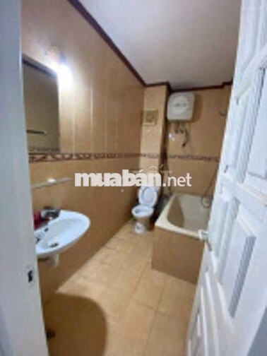 Cho thuê nhà ngõ 26 phố Mạc Thái Tông, DT 40M x 5 tầng - 20 triệu/th