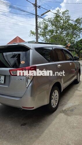 Xe gia đình mình chính chủ cần bán innova 2018