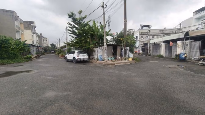 CHO THUÊ 900M² – GẦN NGÃ TƯ BÌNH PHƯỚC – GIÁ CHỈ 17TR/THÁNG