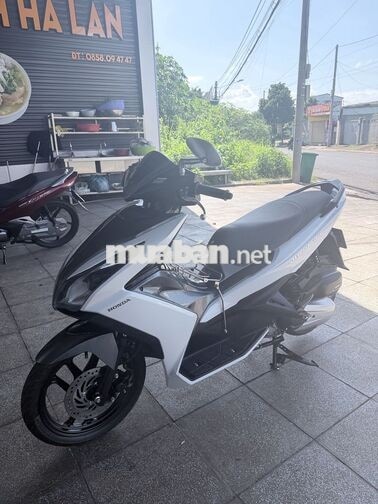 Honda Air Blade Trắng