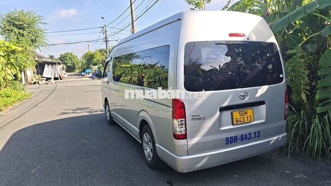 Toyota Hiace 16 chỗ Bạc Dầu