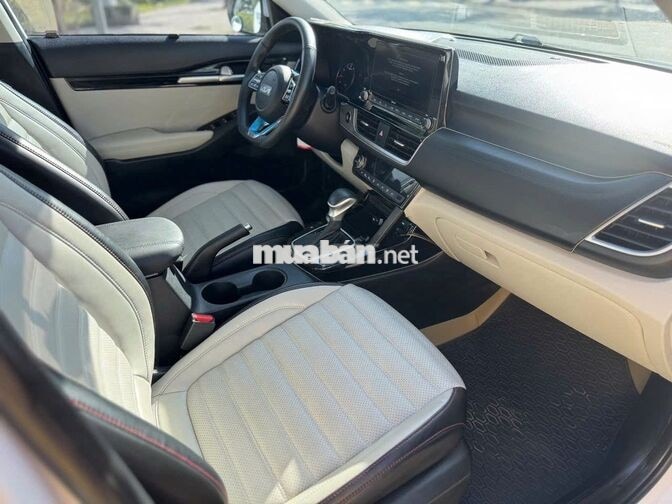 KIA SELTOS Premium 1.6AT 2022 Màu Trắng