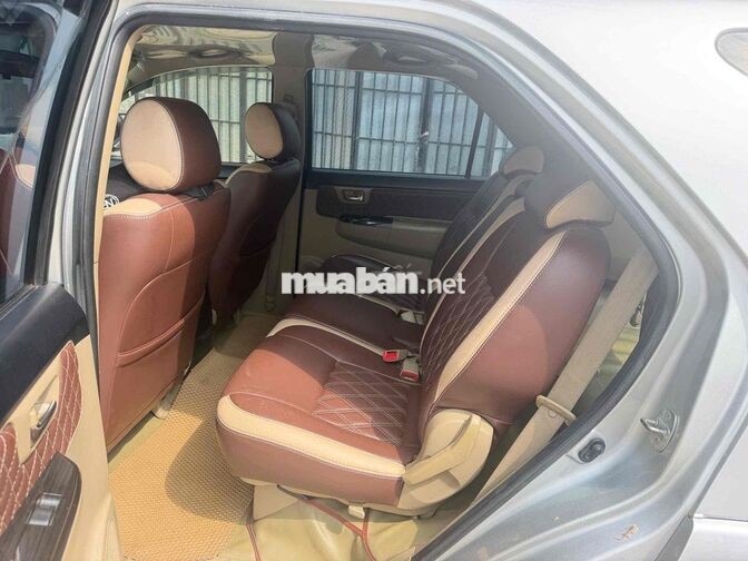 Toyota Fortuner 2014 Bạc