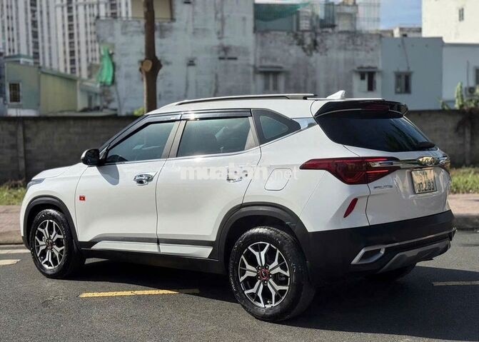 KIA SELTOS Premium 1.6AT 2022 Màu Trắng