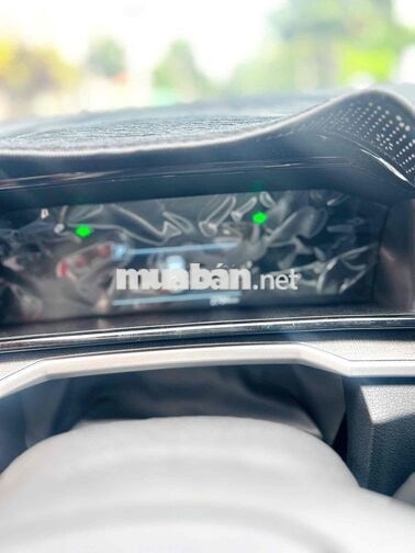 Hyundai Custin 1.5 tiêu chuẩn 2025 - Lướt 2,000 km