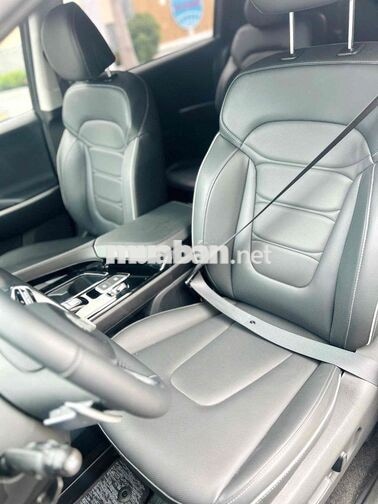 Hyundai Custin 1.5 tiêu chuẩn 2025 - Lướt 2,000 km