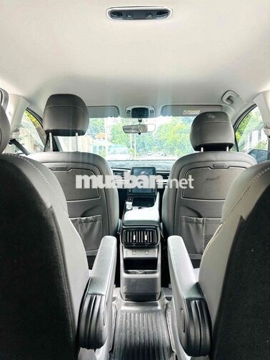 Hyundai Custin 1.5 tiêu chuẩn 2025 - Lướt 2,000 km
